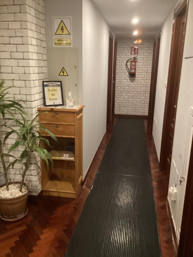 Saudade Hostal Cafeteria A Coruña Eksteriør billede