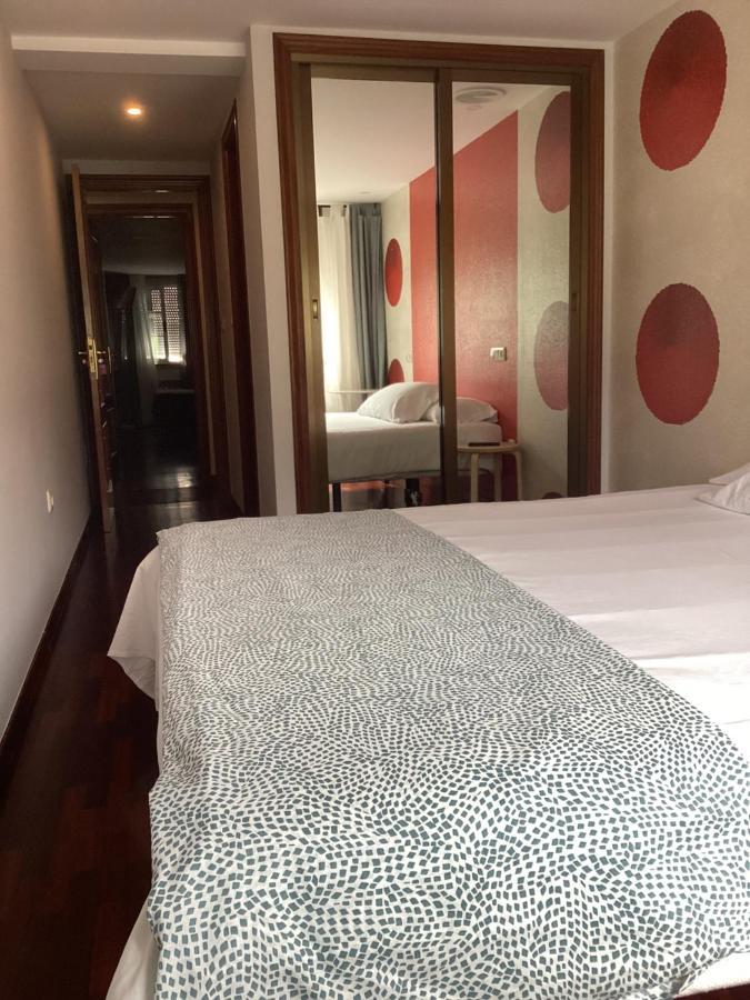 Saudade Hostal Cafeteria A Coruña Eksteriør billede